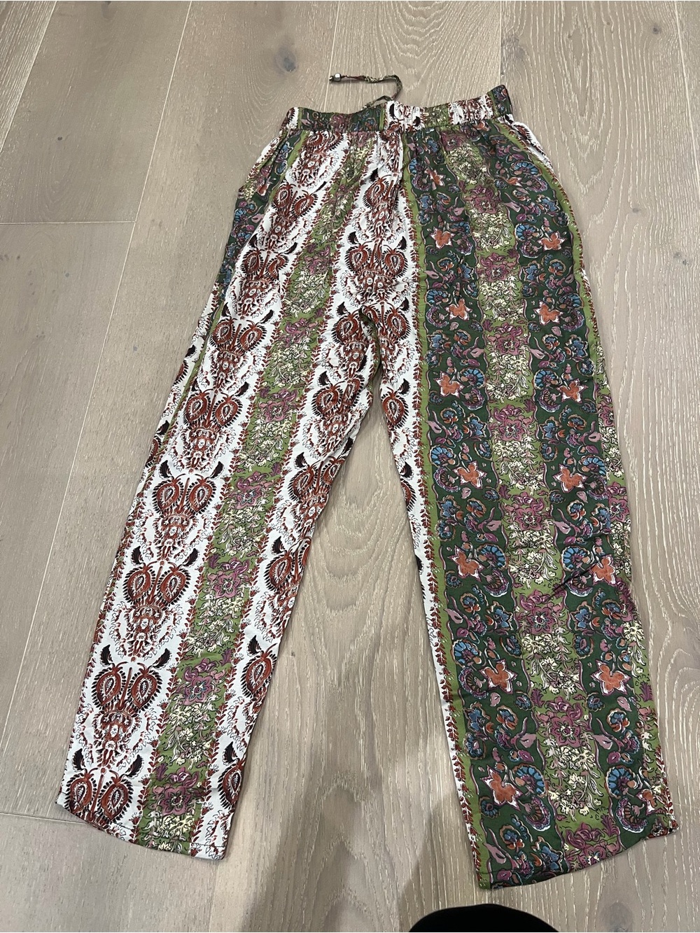 Zara Green White Patterned Wide-Leg Pants